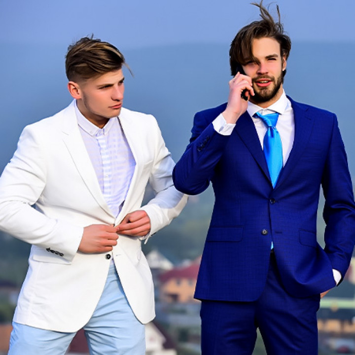 Style Tips: How to Choose the Perfect Men's Dress Outfit with Elegance